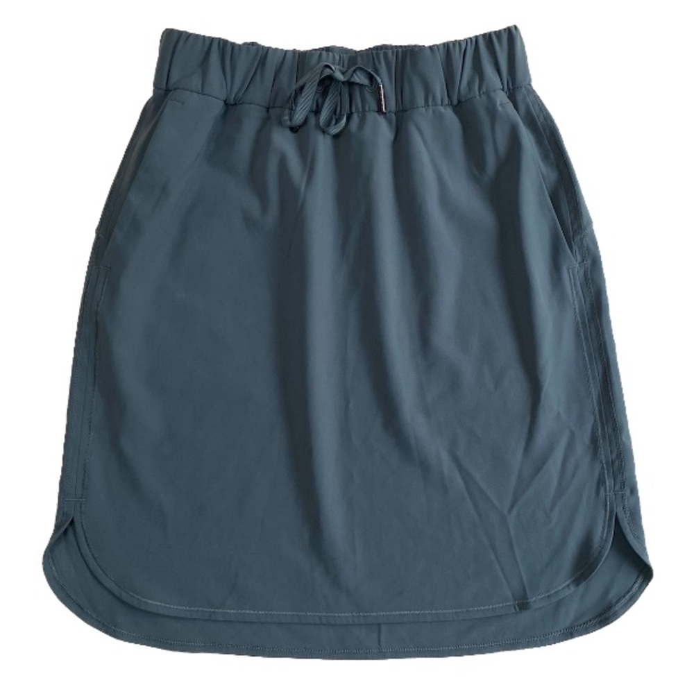 Lululemon Skirt Womens size 4 Gravity Gray Straight Hi-Low Athletic On The Fly